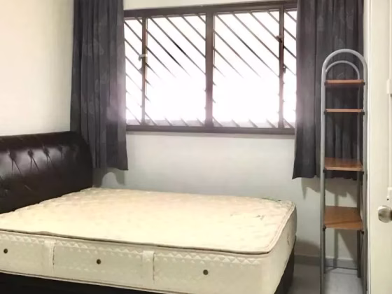 单间出租 • 梧槽 • 386 Yishun Ring Road • S$850 • 3房(2臥室) • 普通房 照片
