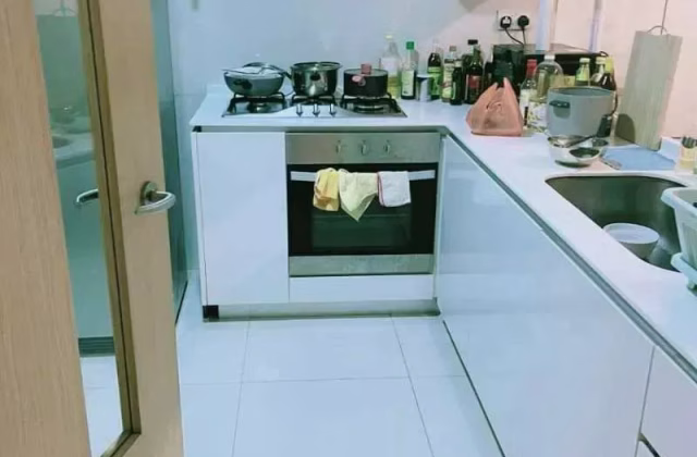 单间出租 • 林厝港 •  Lakepoint Condo • S$1800 • 共管公寓 • 主人房