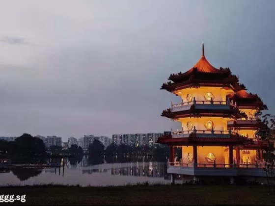 单间出租 • 林厝港 •  The Lakeshore • S$1600 • 共管公寓 • 主人房 照片