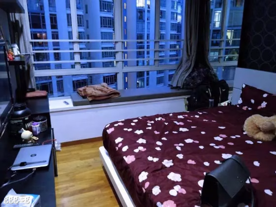 单间出租 • 林厝港 •  The Lakeshore • S$1600 • 共管公寓 • 主人房 照片