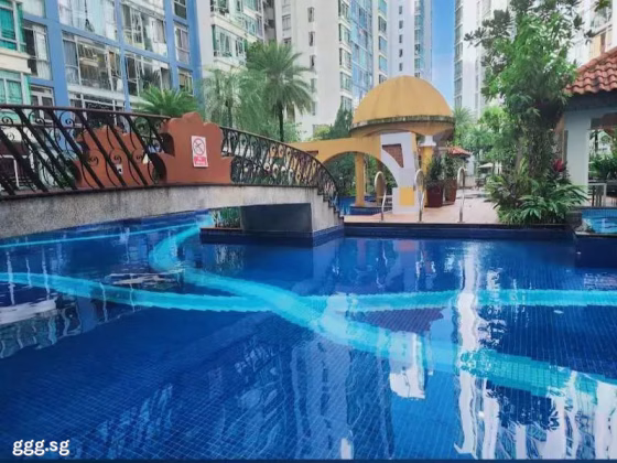 单间出租 • 林厝港 •  The Lakeshore • S$1600 • 共管公寓 • 主人房 照片
