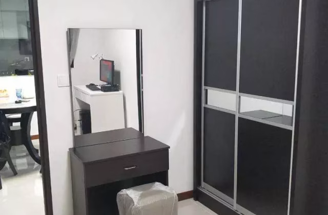 单间出租 • 马林百列 • 264 Toa Payoh East • S$1000 • 4房(3臥室) • 普通房