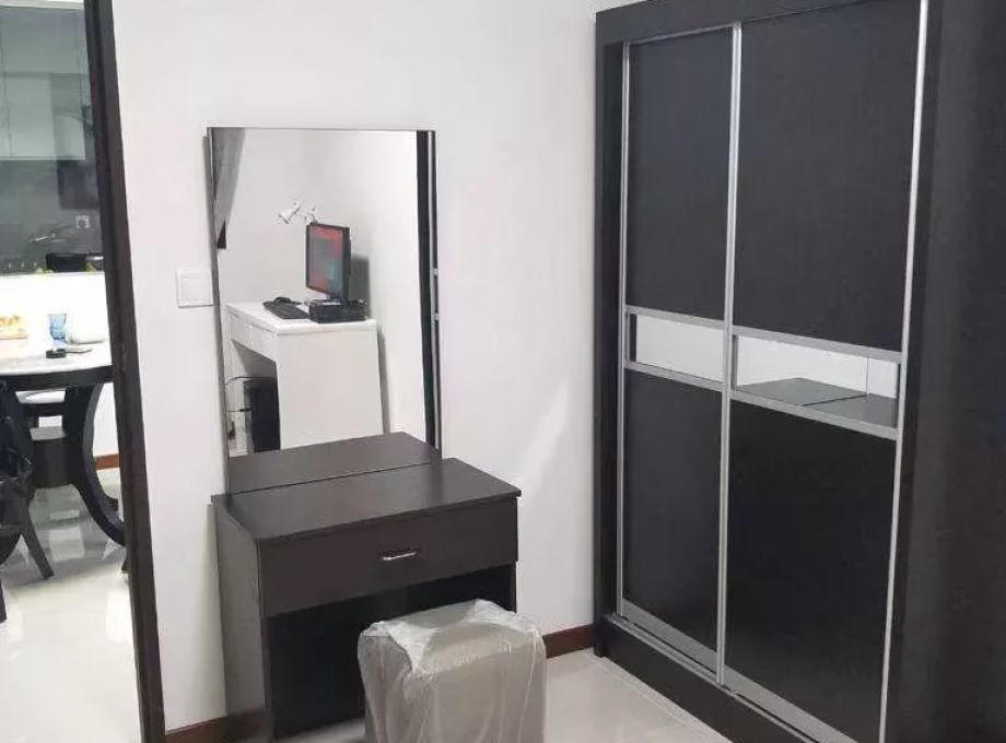 单间出租 • 马林百列 • 264 Toa Payoh East • S$1000 • 4房(3臥室) • 普通房 照片