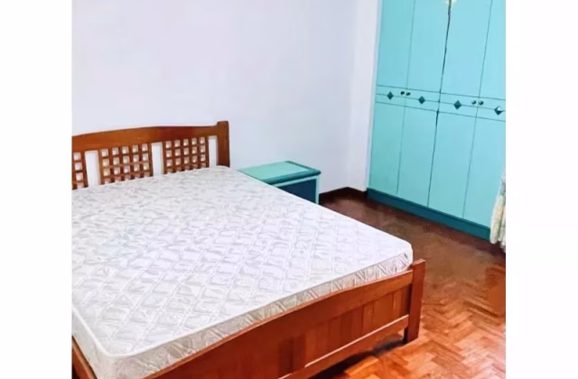 单间出租 • 宏茂桥 • 650 Pasir Ris Drive 10 • S$1000 • 5房(4臥室) • 普通房