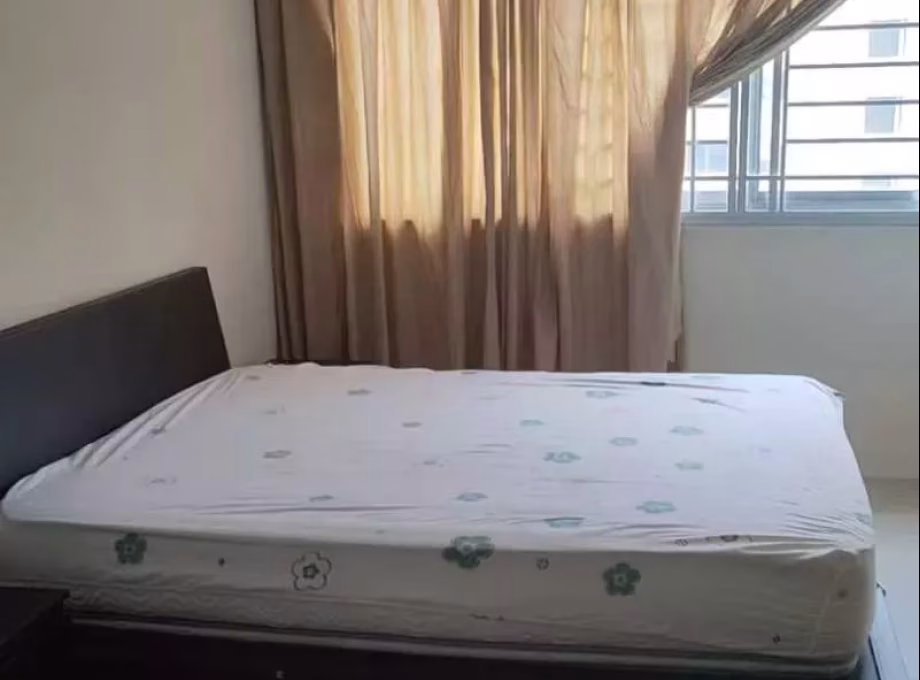 单间出租 • 西部集水区 • 156 Simei Road • S$1200 • 4房(3臥室) • 普通房 照片