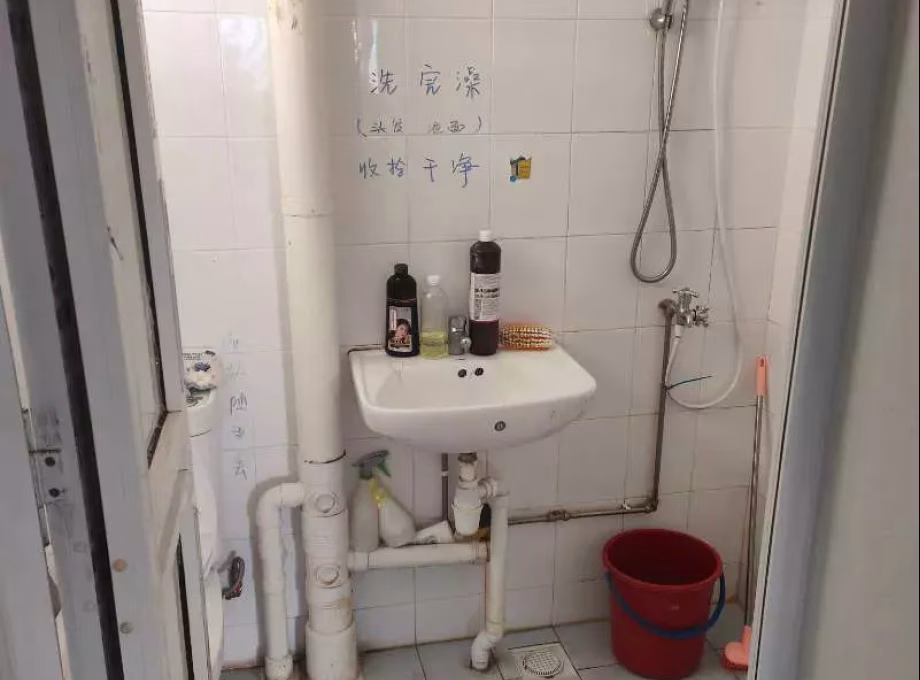 整套出租 • 武吉知马 • 406 Bedok North Avenue 3 • S$4500 • 3房(2臥室) • 1600ft² / 148m² 照片