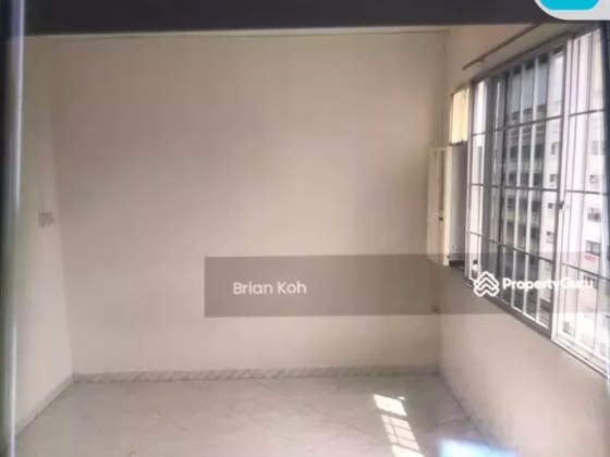 单间出租 • 西部集水区 • 160 Simei Road • S$1300 • 4房(3臥室) • 主人房 照片