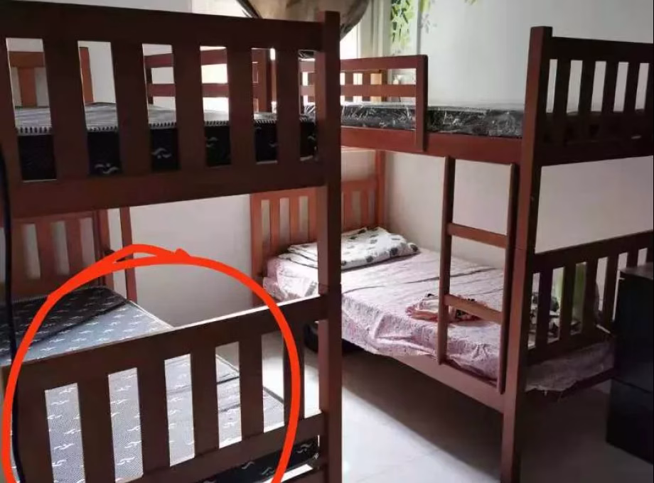 单间出租 • 中央集水区 • 4 Lorong Lew Lian • S$500 • 3房(2臥室) • 床位出租 照片
