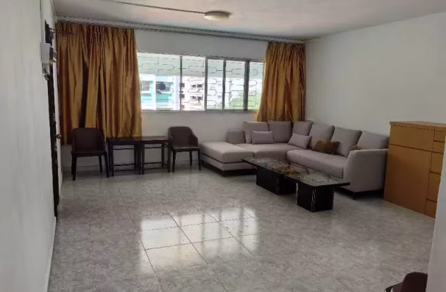 单间出租 • 武吉巴督 • 119 Bukit Batok West Avenue 6 • S$1200 • 4房(3臥室) • 普通房