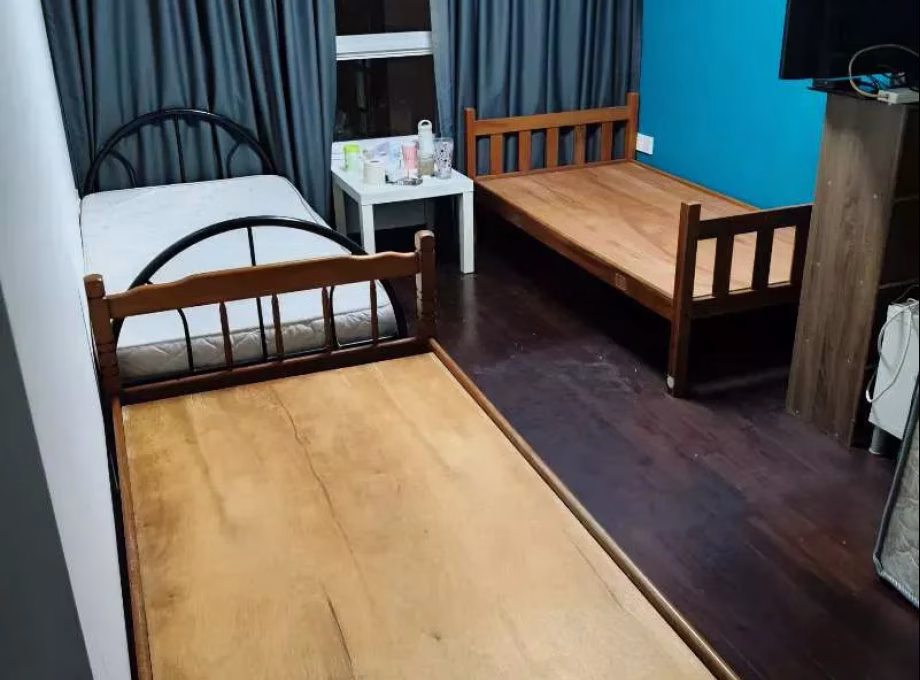 单间出租 • 碧山 • 288B Compassvale Crescent • S$500 • 4房(3臥室) • 床位出租 照片