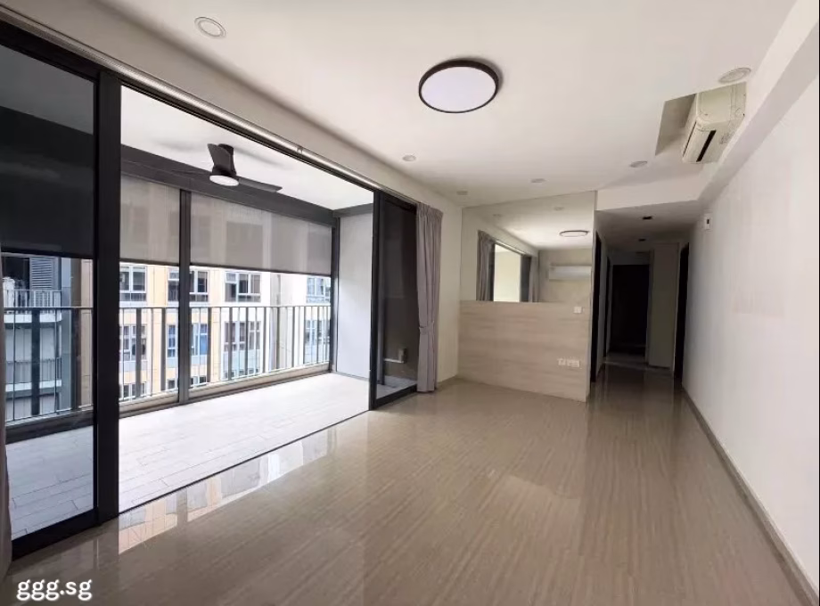整套出租 • 后港 •  The Brownstone • S$4500 • 5房(4臥室) • 1130ft² / 104m² 照片