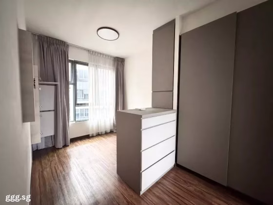 整套出租 • 后港 •  The Brownstone • S$4500 • 5房(4臥室) • 1130ft² / 104m² 照片