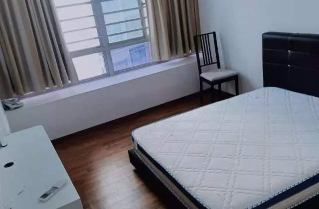 单间出租 • 乌节 • 325 Ang Mo Kio Avenue 3 • S$1500 • 3房(2臥室) • 主人房