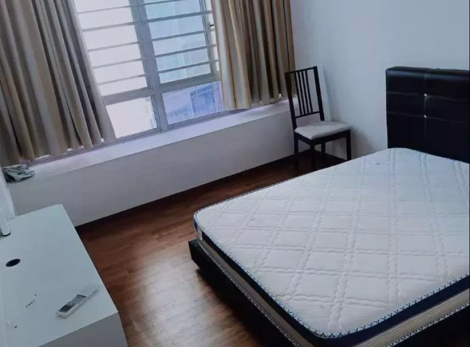 单间出租 • 乌节 • 325 Ang Mo Kio Avenue 3 • S$1500 • 3房(2臥室) • 主人房 照片