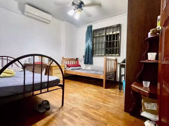单间出租 • 林厝港 • 677C Jurong West Street 64 • S$550 • 3房(2臥室) • 普通房 照片