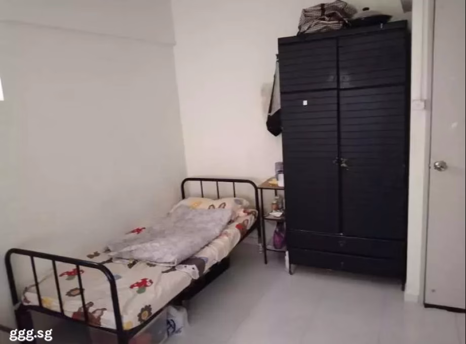 单间出租 • 宏茂桥 • 221 Pasir Ris Street 21 • S$450 • 5房(4臥室) • 床位出租 照片