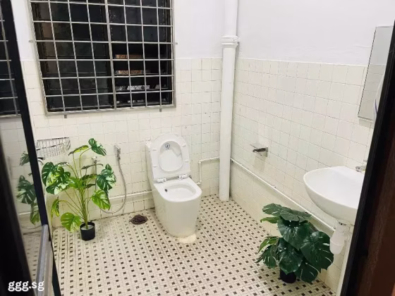 单间出租 • 中央集水区 • UPPER PAYA LEBAR ROAD (534941) • S$750 • 联排排屋 • 普通房 照片