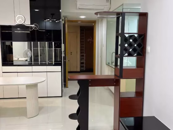 整套出租 • 林厝港 •  The Centris • S$5200 • 住宅公寓 •  照片
