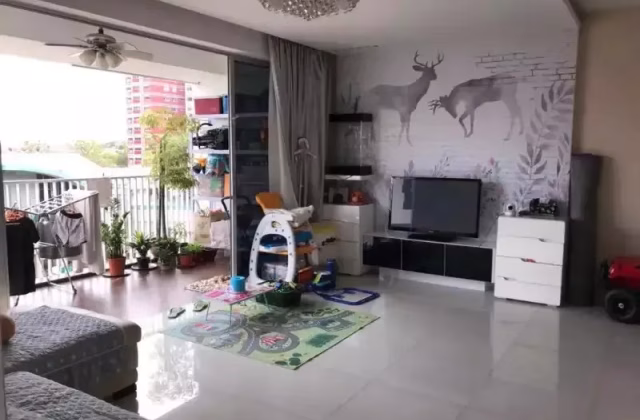 整套出租 • 宏茂桥 •  Oasis @ Elias • S$5100 • 共管公寓 • 1500ft² / 139m²