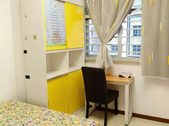 单间出租 • 梧槽 • 671B Yishun Avenue 4 • S$700 • 3房(2臥室) • 普通房 照片