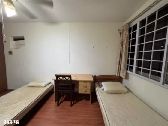 单间出租 • 梧槽 • 306 Yishun Central • S$850 • 4房(3臥室) • 普通房 照片