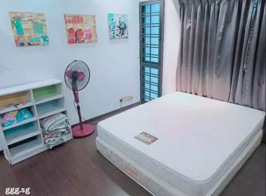 单间出租 • 林厝港 • 609 Jurong West Street 65 • S$1000 • 3房(2臥室) • 普通房 照片