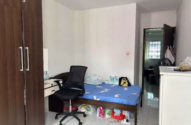 单间出租 • 新加坡河 • 554 Hougang Street 51 • S$950 • 4房(3臥室) • 普通房