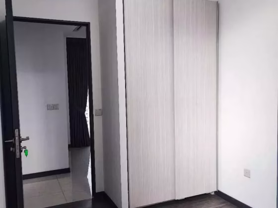 单间出租 • 马林百列 •  Gem Residences • S$1200 • 共管公寓 • 普通房 照片
