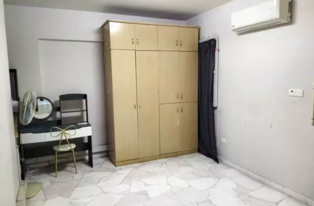 单间出租 • 武吉巴督 • 391 Bukit Batok West Avenue 5 • S$1300 • 4房(3臥室) • 主人房