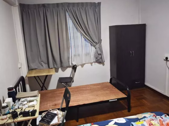 单间出租 • 巴耶利峇 • 41 Teban Gardens Road • S$520 • 4房(3臥室) • 床位出租 照片
