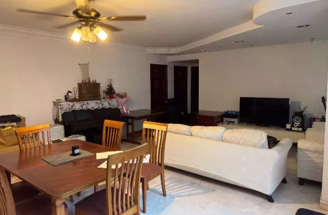 整套出租 • 宏茂桥 • 566 Pasir Ris Street 51 • S$4200 • 5房(4臥室) • 1323ft² / 122m²