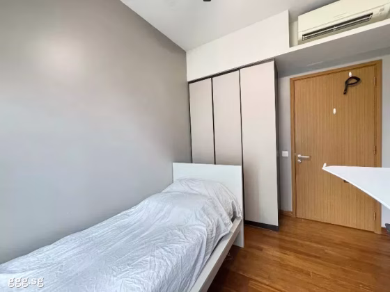 房屋出售 • 纽顿 •  Vista Residences • S$2500000 • 共管公寓 • 1195ft² / 111m² 照片
