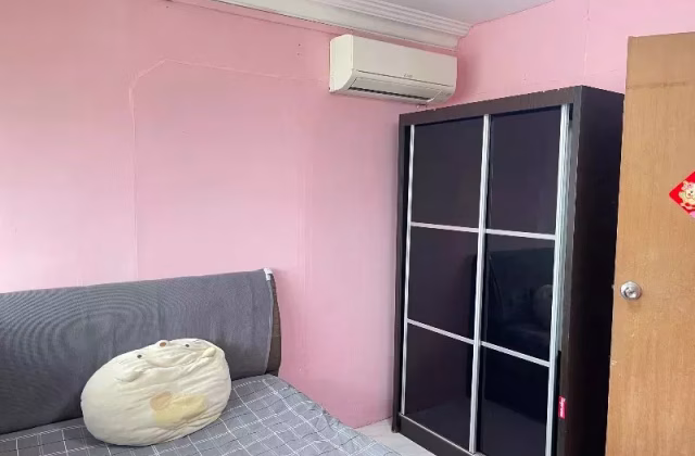 单间出租 • 林厝港 • 980 Jurong West Street 93 • S$600 • 5房(4臥室) • 普通房