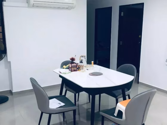 单间出租 • 后港 • 356B Admiralty Drive • S$1000 • 5房(4臥室) • 普通房 照片