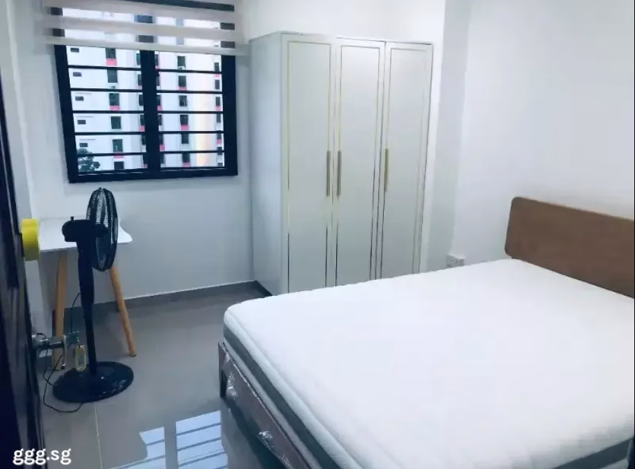 单间出租 • 后港 • 356B Admiralty Drive • S$1000 • 执行组屋 • 普通房 照片