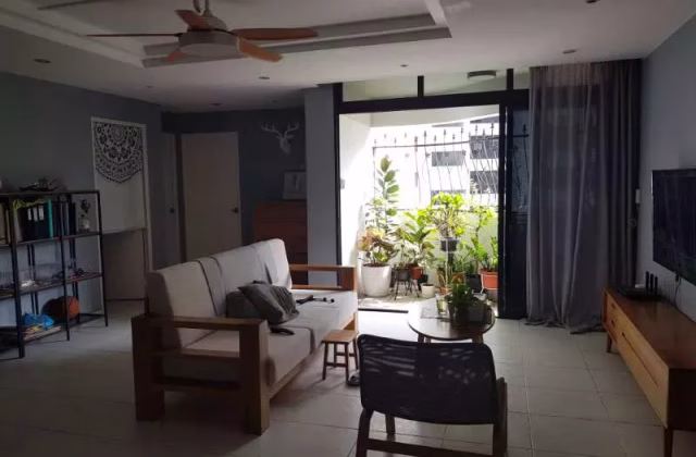 单间出租 • 林厝港 • 660D Jurong West Street 64 • S$1000 • 4房(3臥室) • 普通房