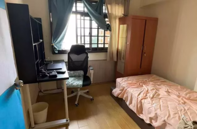 单间出租 • 蔡厝港 • 5 Holland Close • S$1400 • 3房(2臥室) • 普通房
