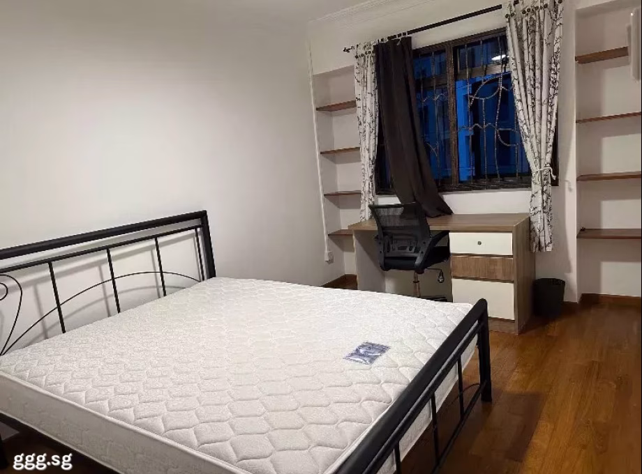 单间出租 • 碧山 • 192B Rivervale Drive • S$850 • 5房(4臥室) • 普通房 照片