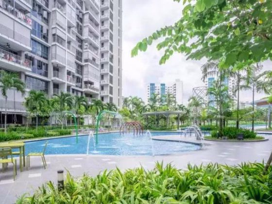 单间出租 • 后港 •  Parc Life • S$700 • 共管公寓 • 佣人房 照片