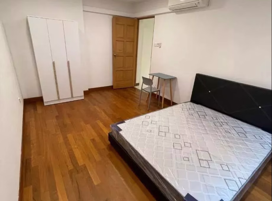 单间出租 • 武吉知马 •  Neptune Court • S$1900 • 住宅公寓 • 主人房 照片