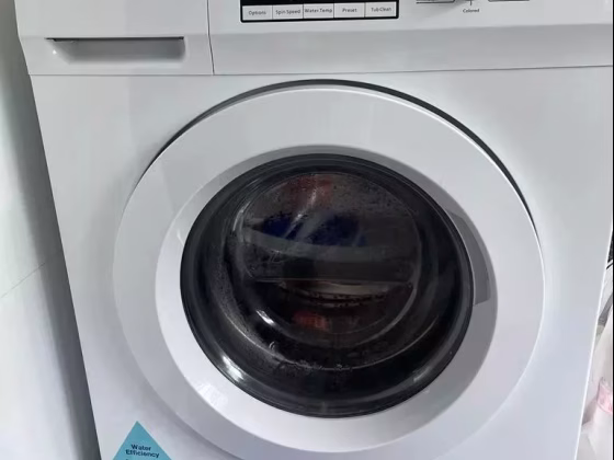 单间出租 • 马林百列 • 115 Lorong 1 Toa Payoh • S$1500 • 3房(2臥室) • 普通房 照片