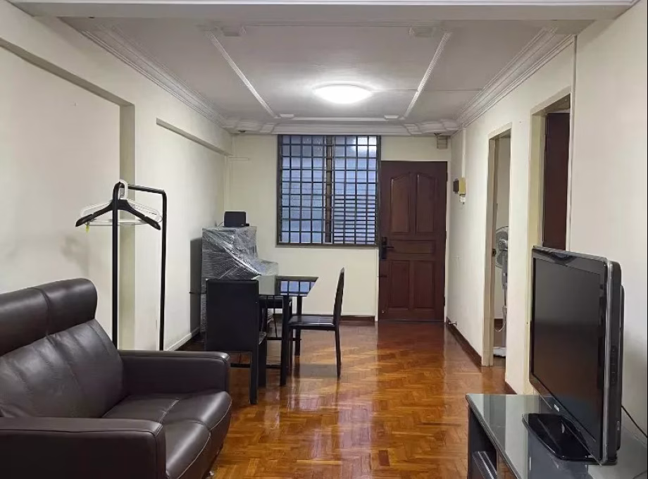 单间出租 • 马林百列 • 115 Lorong 1 Toa Payoh • S$3600 • 3房(2臥室) • 佣人房 照片