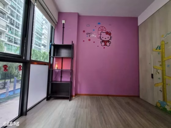 房屋出售 • 碧山 •  Esparina Residences • S$1690000 • 共管公寓 • 1001ft² / 92m² 照片