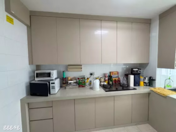 单间出租 • 蔡厝港 • 18D Holland Drive • S$1200 • 4房(3臥室) • 普通房 照片