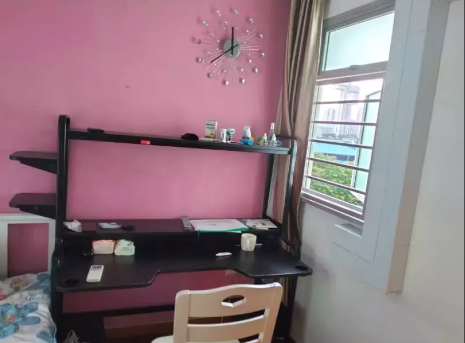 单间出租 • 武吉班让 • 416 Clementi Avenue 1 • S$1200 • 5房(4臥室) • 主人房 照片