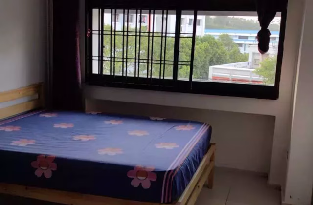 单间出租 • 三巴旺 • 754A Woodlands Circle • S$1200 • 3房(2臥室) • 佣人房