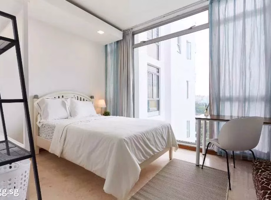 单间出租 • 林厝港 •  The Lakeshore • S$1780 • 住宅公寓 • 普通房 照片