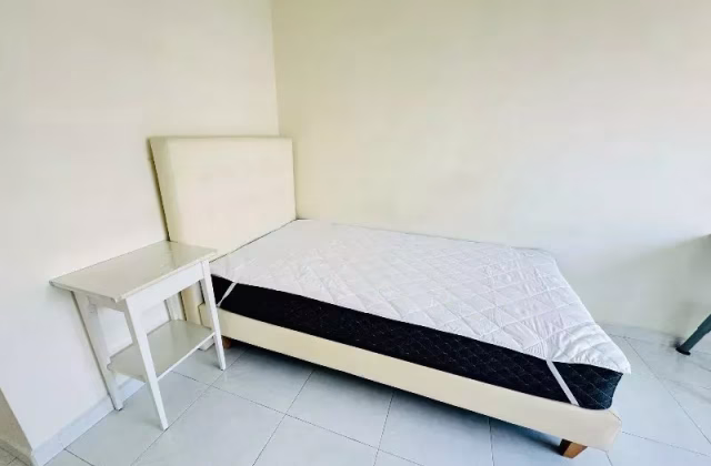 单间出租 • 三巴旺 • 764 Woodlands Circle • S$750 • 4房(3臥室) • 普通房