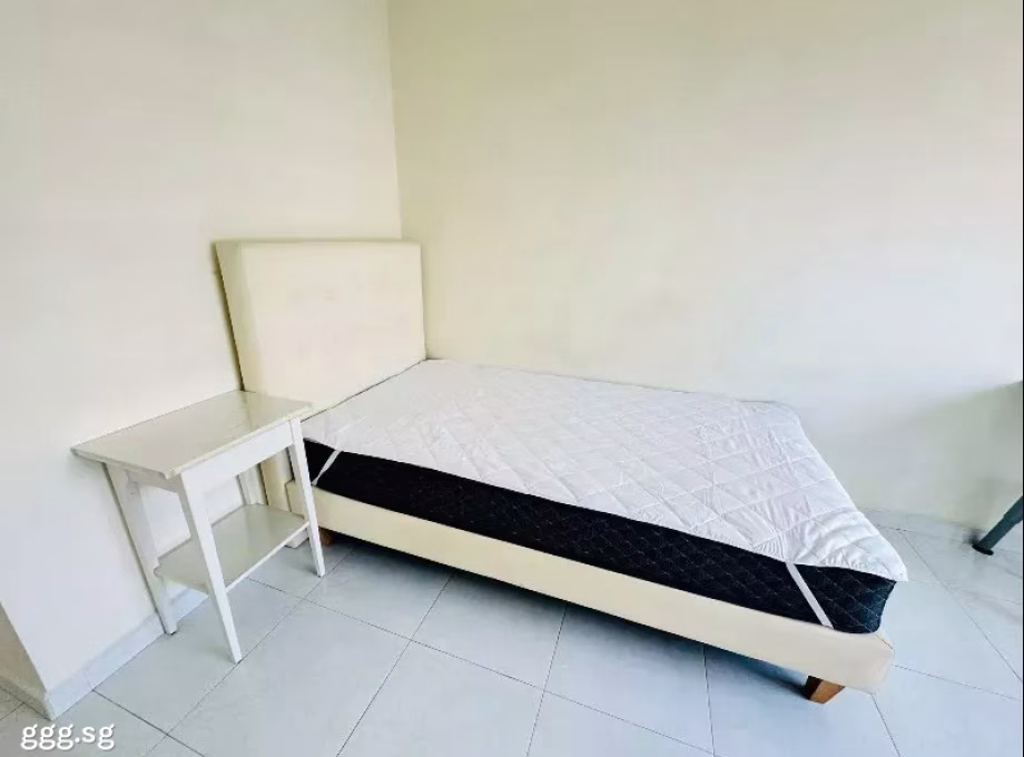 单间出租 • 三巴旺 • 764 Woodlands Circle • S$750 • 4房(3臥室) • 普通房 照片