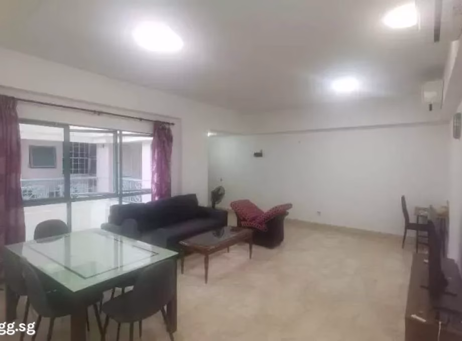 整套出租 • 武吉巴督 •  Chantilly Rise • S$3300 • 共管公寓 • 947ft² / 87m² 照片